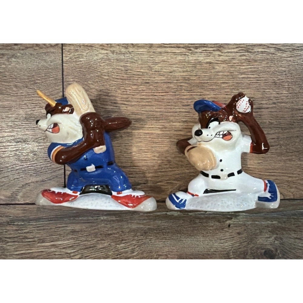 VTG NIB Gibson Looney Tunes‎ Tasmanian Devil "Batter Up" Salt & Pepper Shakers